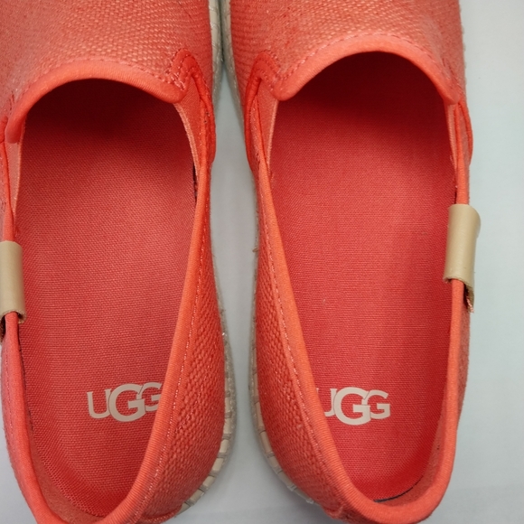 UGG "Luchiah" Womens size 6 Slip on Peach Bliss Sneakers BRAND NEW with Box - Picture 12 of 15